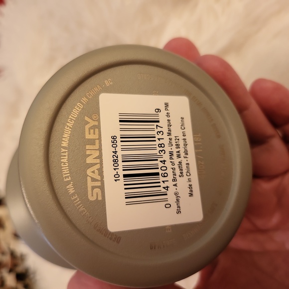 NWT ~Flint~ Stanley 40 oz. Quencher H2.0 FlowState Tumbler - Picture 2 of 8